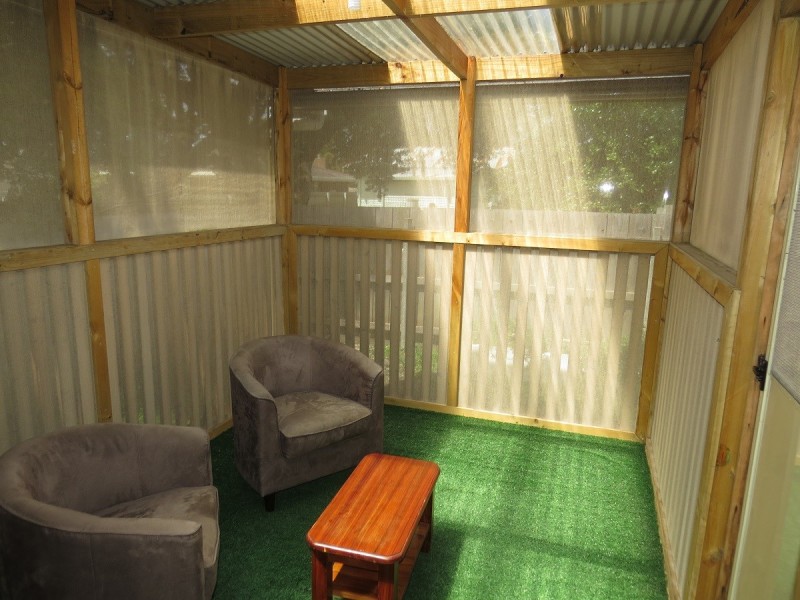 18 HEATHERLEA GROVE, Lakes Entrance VIC 3909