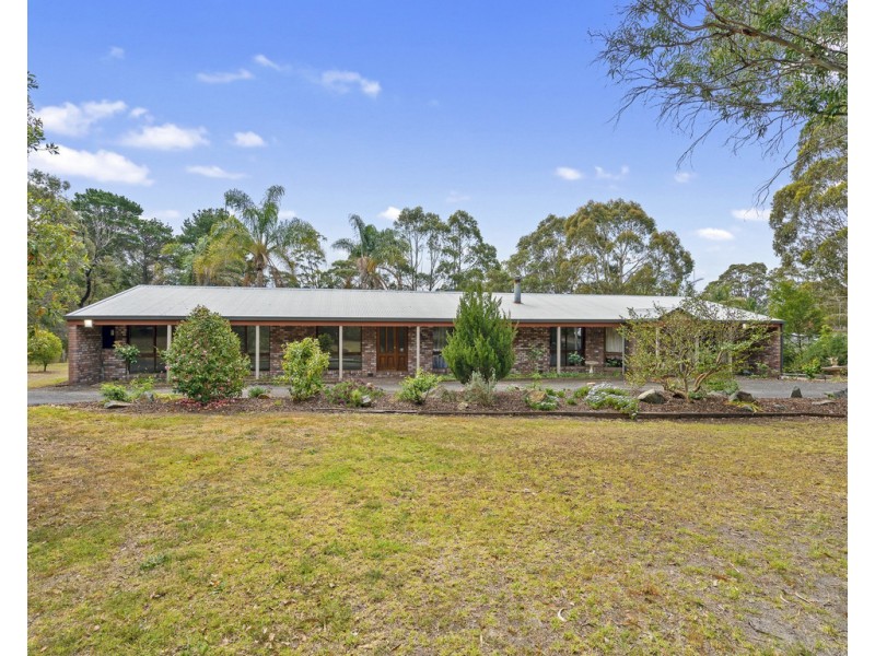 25 Lake Bunga Beach Road, Lake Bunga VIC 3909