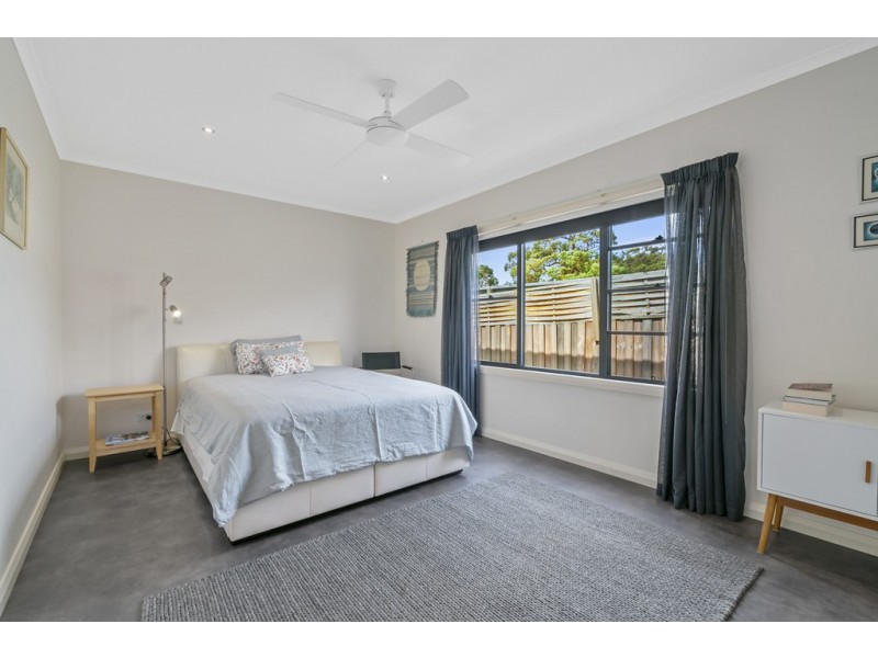 3A Jefferson Avenue, Lakes Entrance VIC 3909