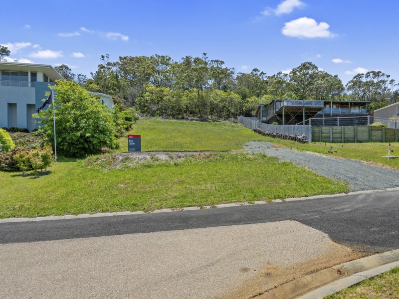 6 Moorabinda Court, Lakes Entrance VIC 3909