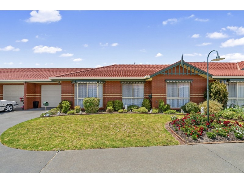 Unit 2 / 67-73 Roadknight Street, Lakes Entrance VIC 3909