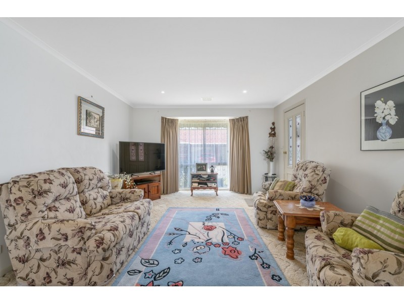 Unit 2 / 67-73 Roadknight Street, Lakes Entrance VIC 3909