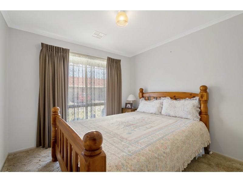 Unit 2 / 67-73 Roadknight Street, Lakes Entrance VIC 3909