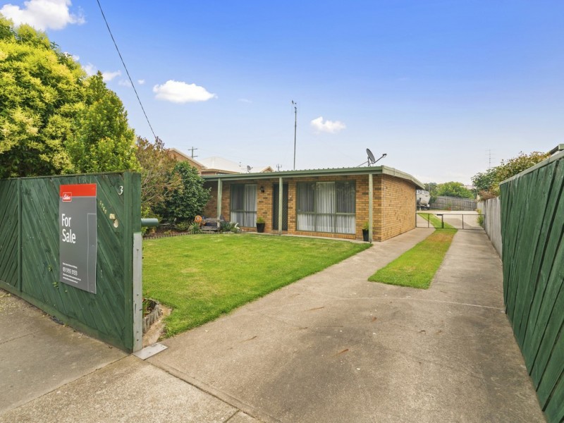 3 Stamford Road, Lakes Entrance VIC 3909