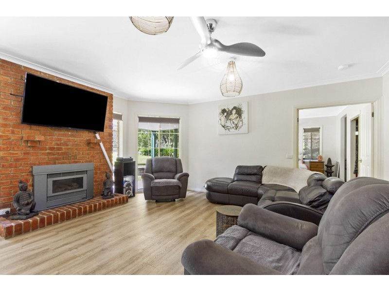 377 Colquhuon Road, Lakes Entrance VIC 3909