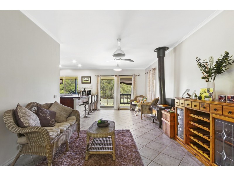 377 Colquhuon Road, Lakes Entrance VIC 3909