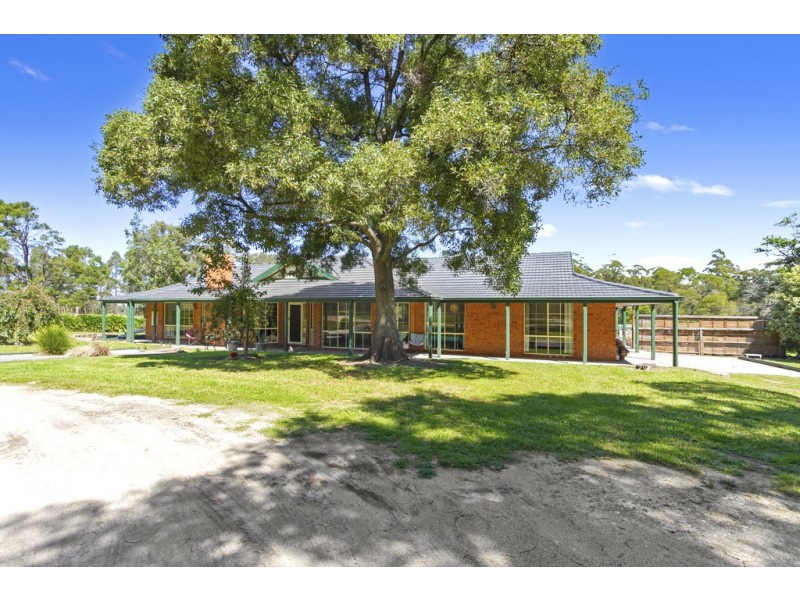 377 Colquhuon Road, Lakes Entrance VIC 3909