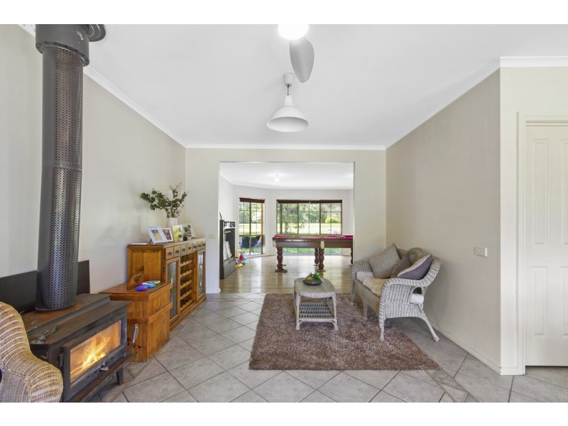 377 Colquhuon Road, Lakes Entrance VIC 3909