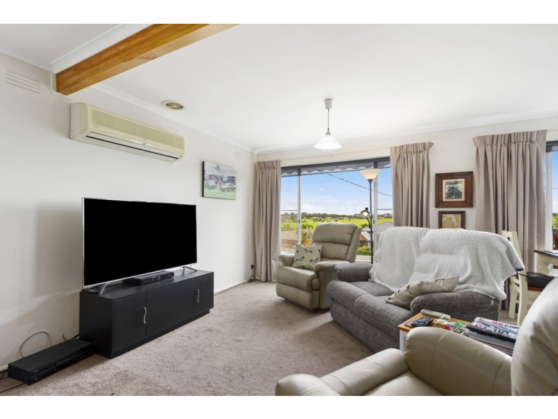 10 Nautilus Way, Lakes Entrance VIC 3909