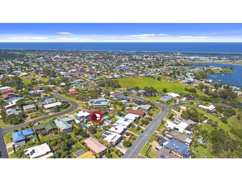 10 Nautilus Way, Lakes Entrance VIC 3909