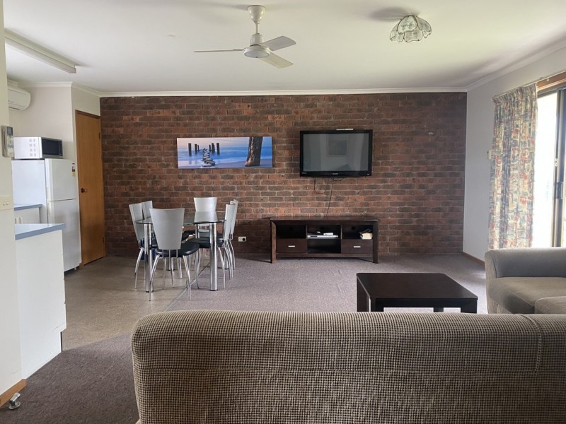 3/59 Church Street, Lakes Entrance VIC 3909