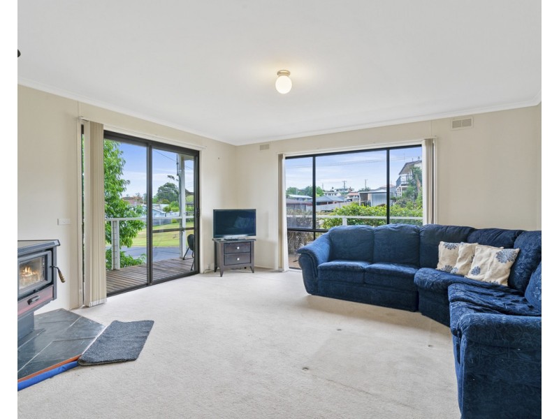 20 Nautilus Way, Lakes Entrance VIC 3909
