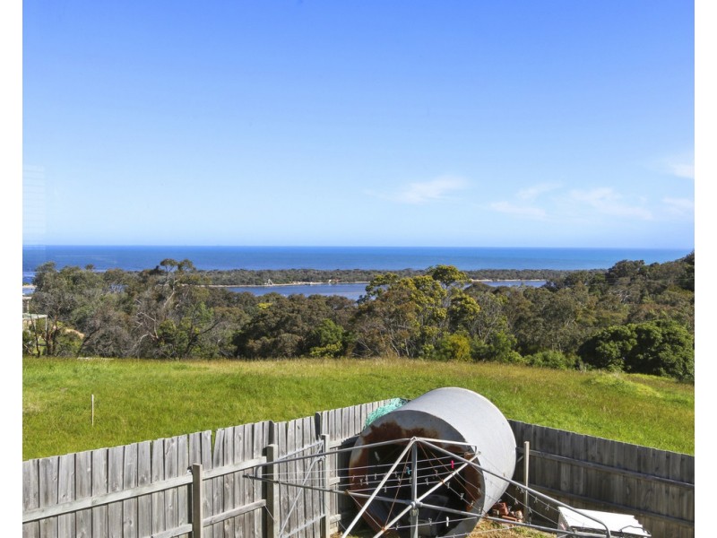 54 Hazel Road, Kalimna VIC 3909