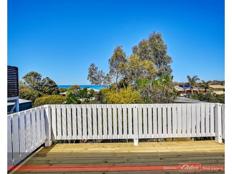 22 Lakeside Drive, Lake Tyers Beach VIC 3909