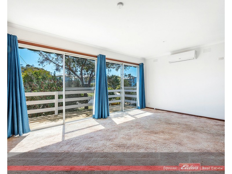 22 Lakeside Drive, Lake Tyers Beach VIC 3909