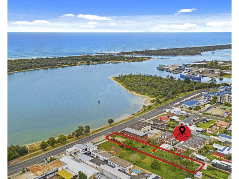 99 Esplanade, Lakes Entrance VIC 3909