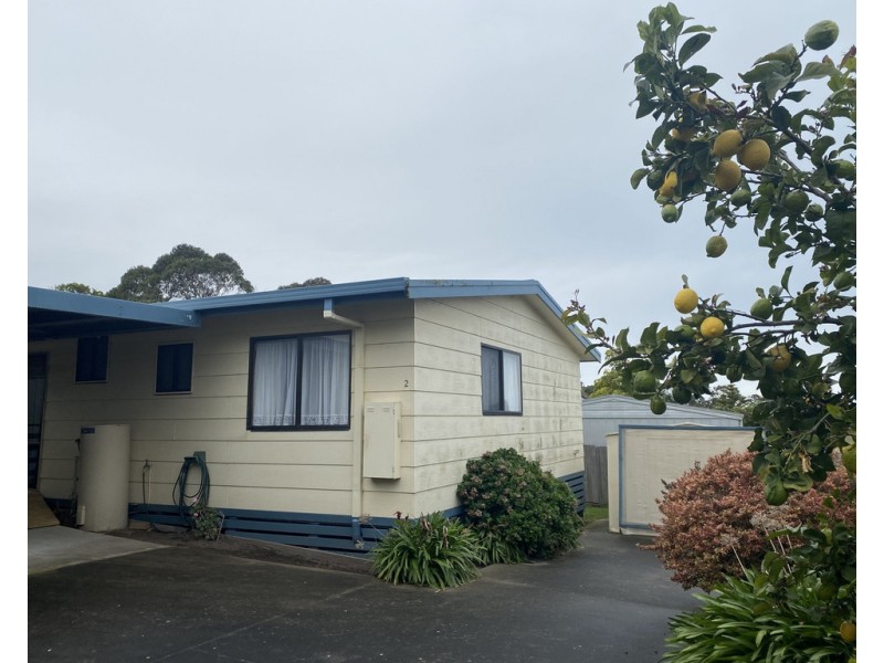 2/70 Palmers Road, Lakes Entrance VIC 3909