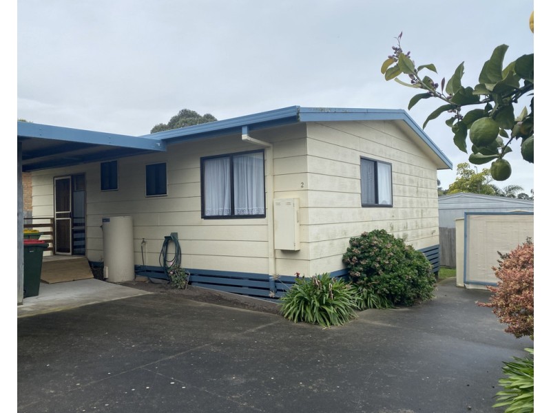 2/70 Palmers Road, Lakes Entrance VIC 3909
