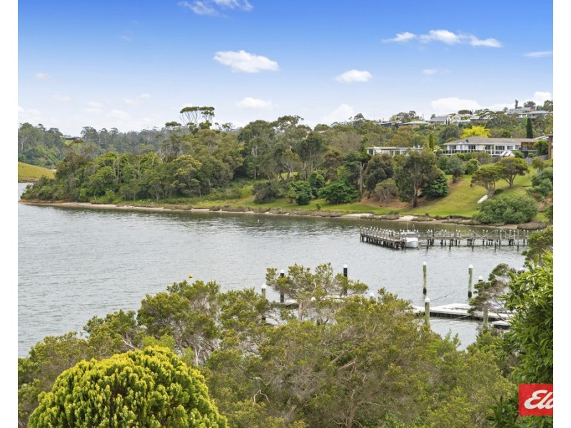 26 Ferndale Parade, Lakes Entrance VIC 3909