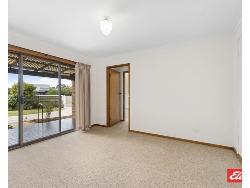 26 Ferndale Parade, Lakes Entrance VIC 3909