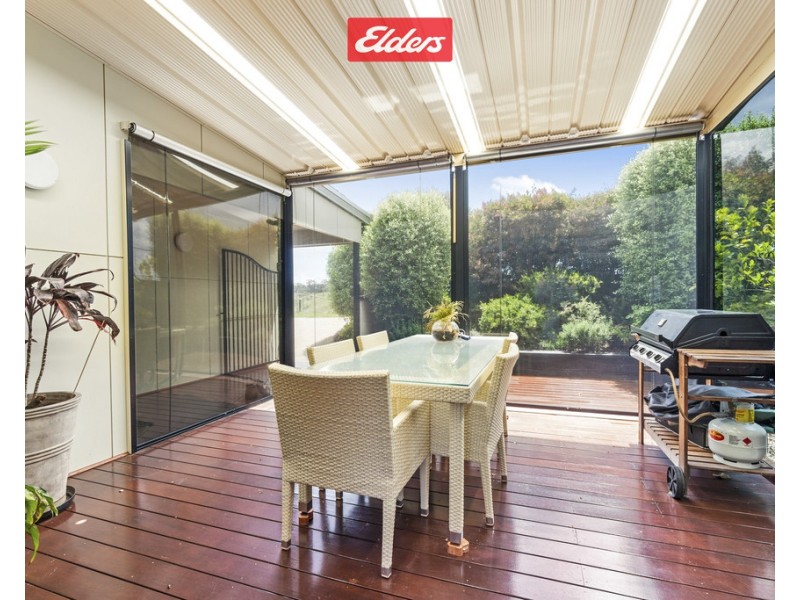 14 Cabarita Point, Kalimna VIC 3909