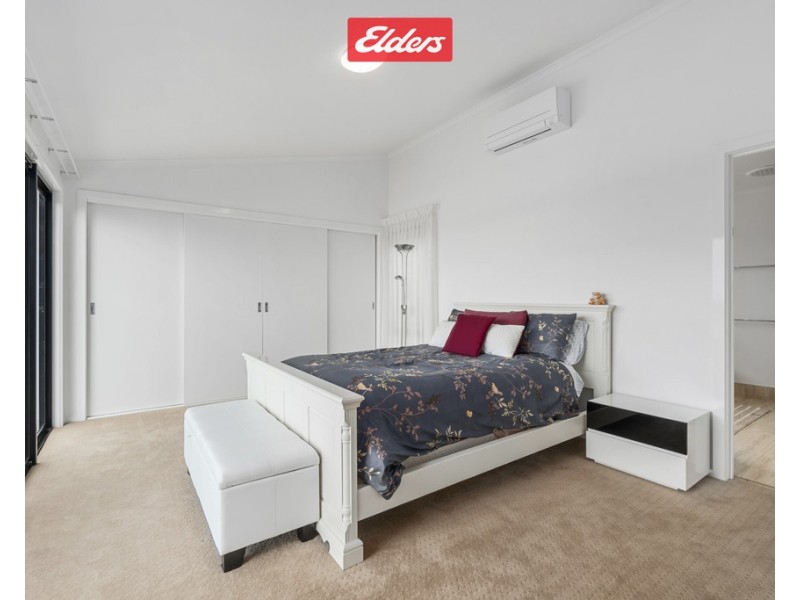 14 Cabarita Point, Kalimna VIC 3909