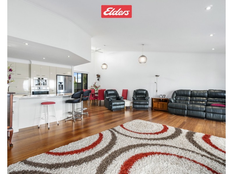 14 Cabarita Point, Kalimna VIC 3909