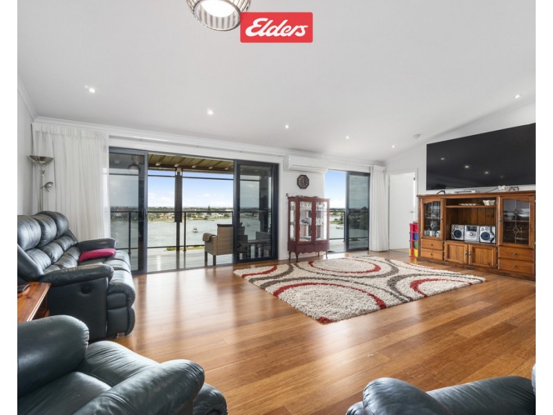14 Cabarita Point, Kalimna VIC 3909