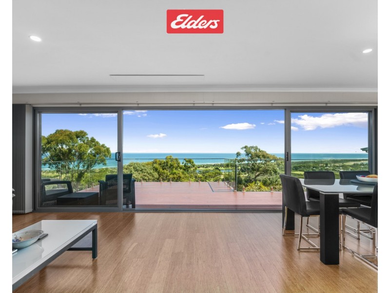 30 Ocean View Parade, Lakes Entrance VIC 3909