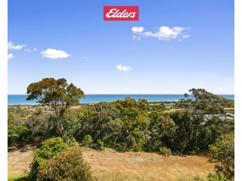 30 Ocean View Parade, Lakes Entrance VIC 3909