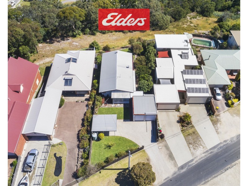 30 Ocean View Parade, Lakes Entrance VIC 3909