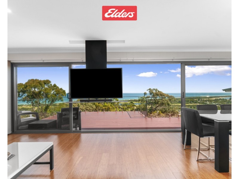 30 Ocean View Parade, Lakes Entrance VIC 3909