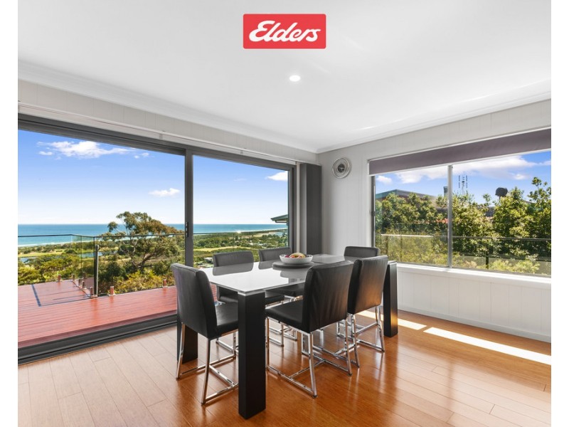 30 Ocean View Parade, Lakes Entrance VIC 3909