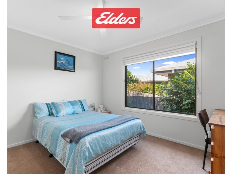 30 Ocean View Parade, Lakes Entrance VIC 3909