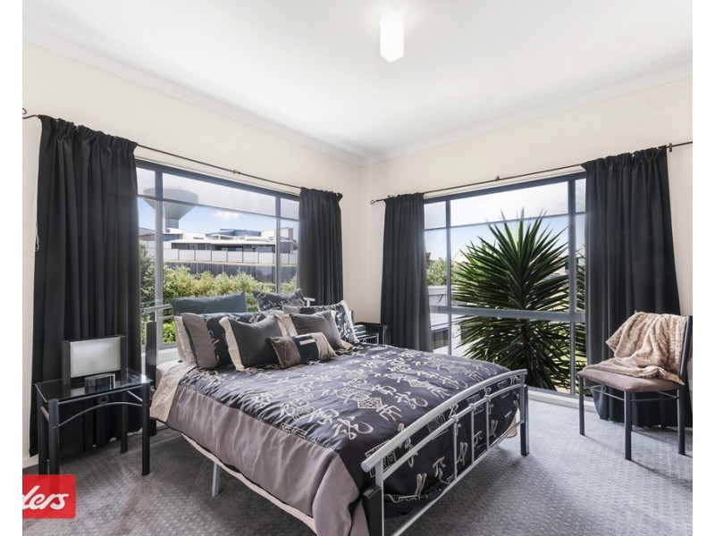14 Tower Hill Court, Kalimna VIC 3909