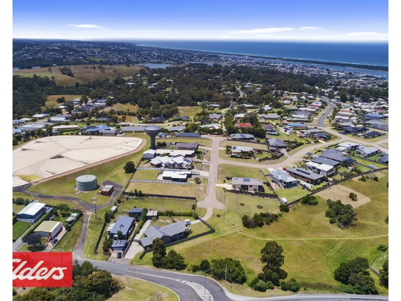 14 Tower Hill Court, Kalimna VIC 3909