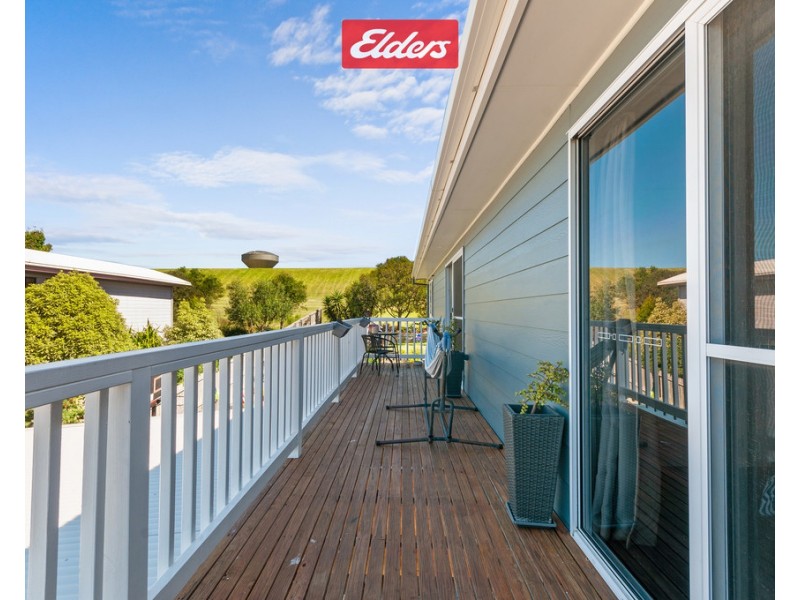 32 Albatross Road, Kalimna, Lakes Entrance VIC 3909