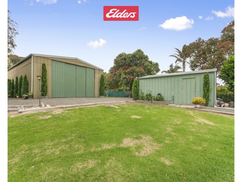 11 Chandlers Road, Lake Bunga VIC 3909