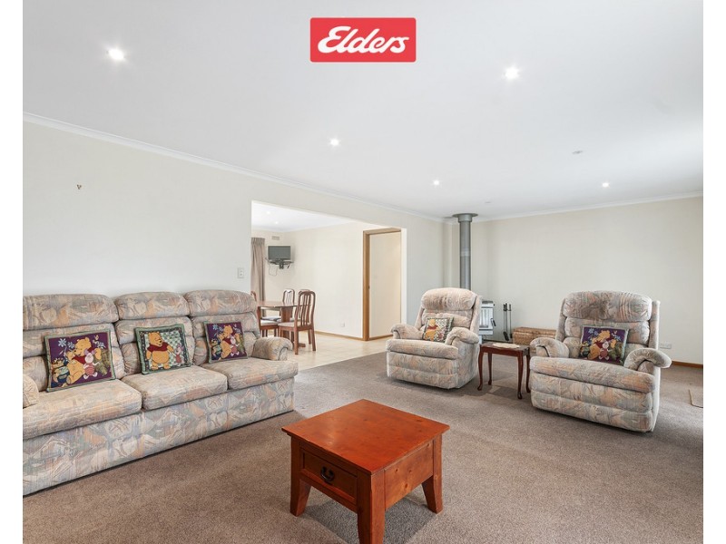 11 Chandlers Road, Lake Bunga VIC 3909