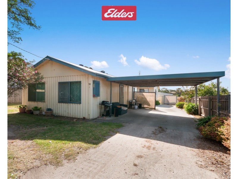 1 and 2/70 Palmers Road, Lakes Entrance VIC 3909