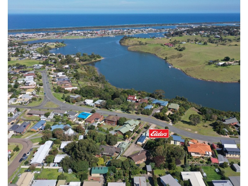 38 Nautilus Way, Lakes Entrance VIC 3909