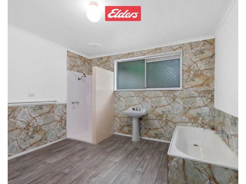 10 Dargo Street, Lakes Entrance VIC 3909