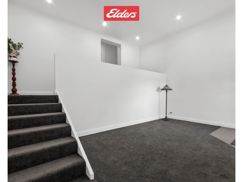 10 Dargo Street, Lakes Entrance VIC 3909