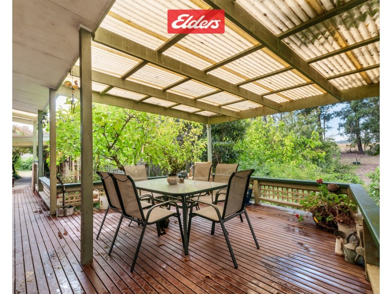 92 Nowa Nowa-Old Buchan Road, Nowa Nowa VIC 3887