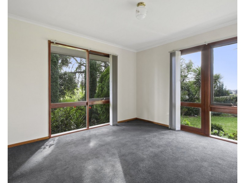 5 View Street, Lakes Entrance VIC 3909