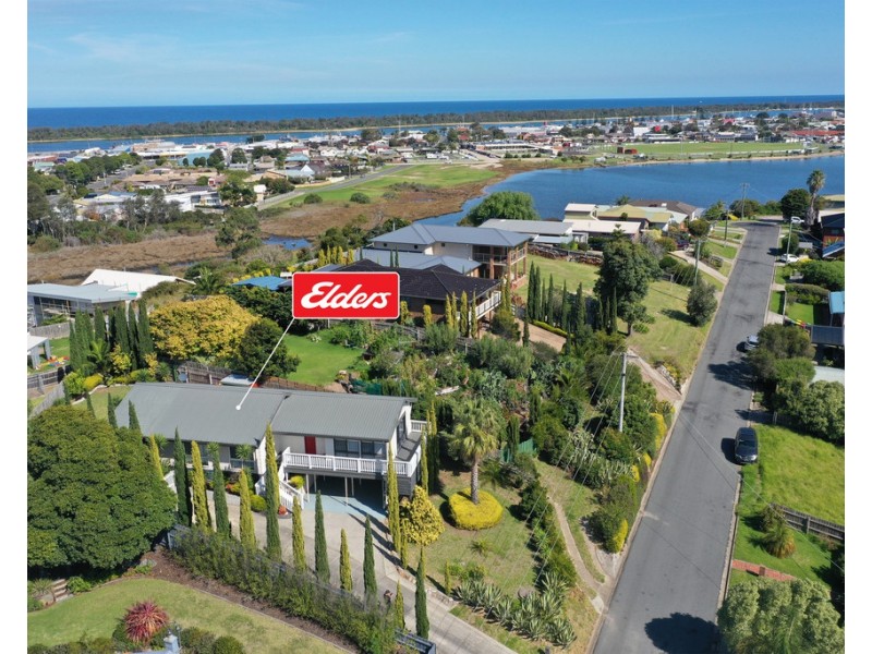 5 View Street, Lakes Entrance VIC 3909