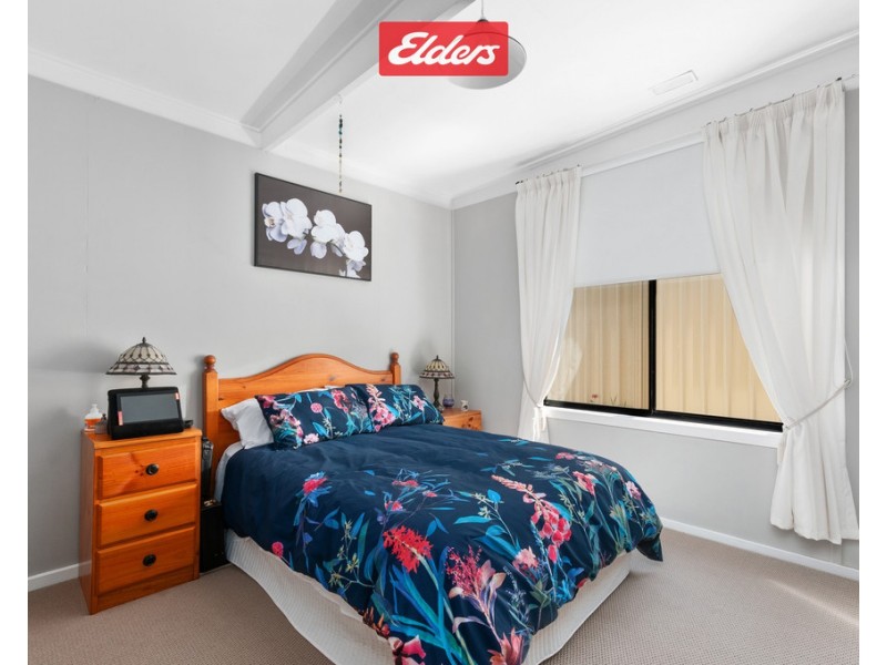 10 Golf Links Road, Lakes Entrance VIC 3909