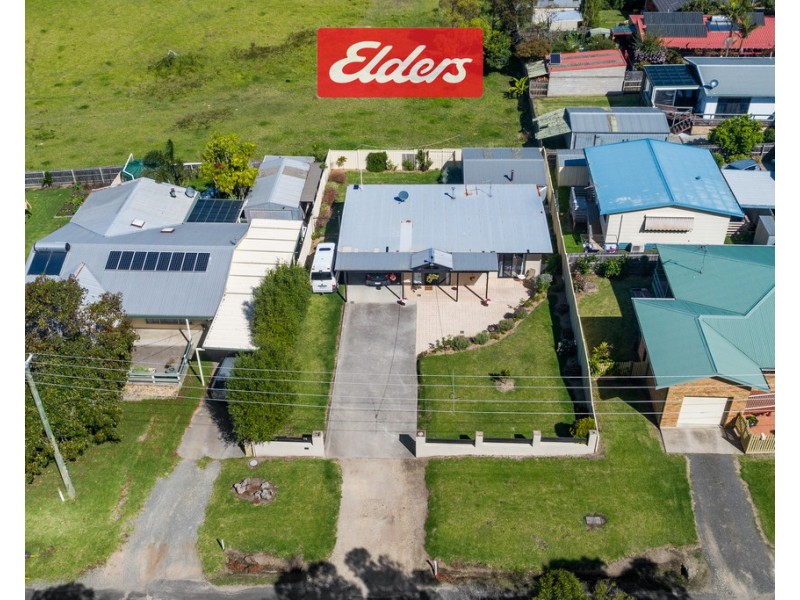 10 Golf Links Road, Lakes Entrance VIC 3909
