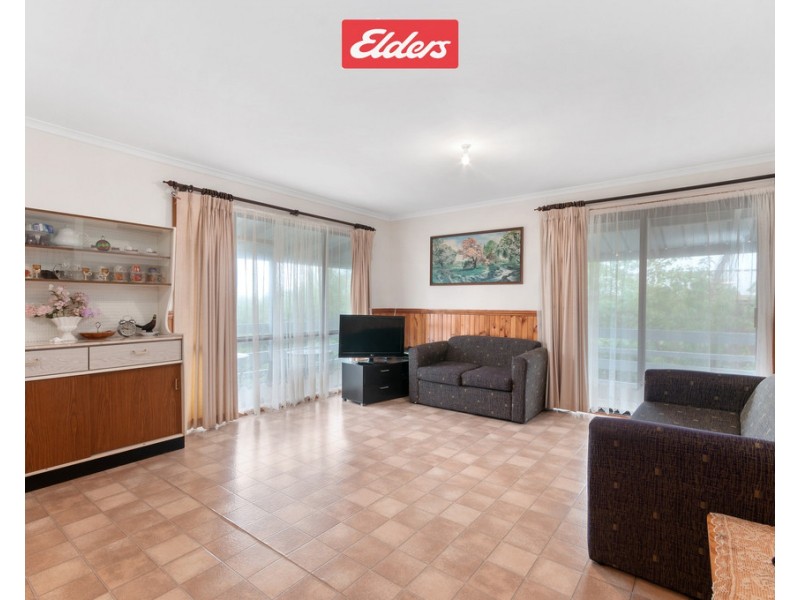 170 Thorpes Lane, Lakes Entrance VIC 3909