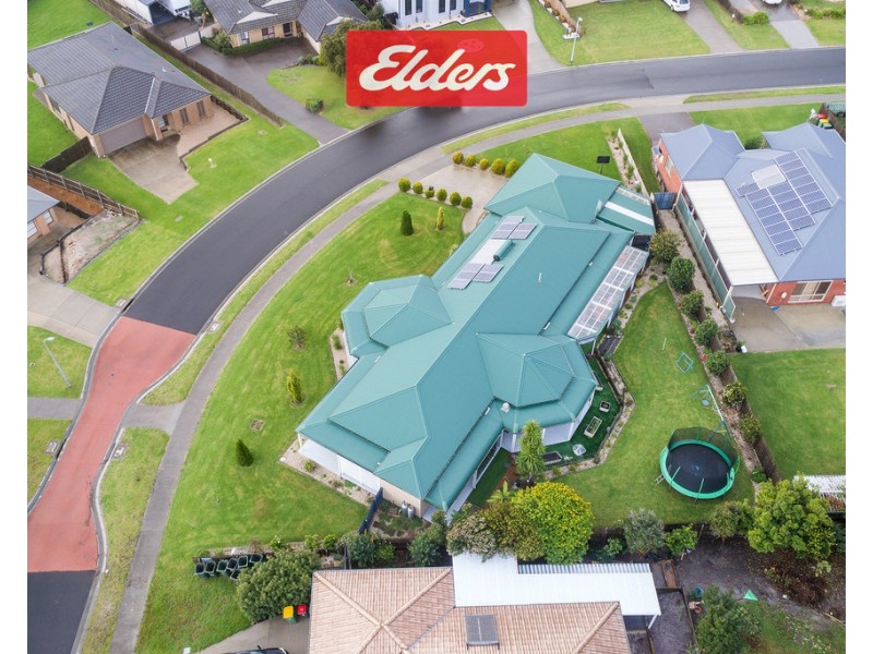 90 Stirling Drive, Lakes Entrance VIC 3909